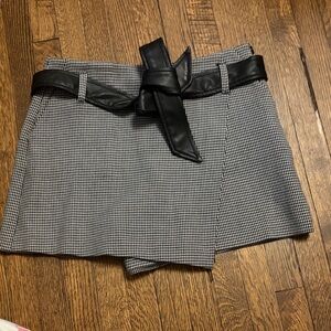 Zara Black and White Checkered Shorts with Belt